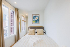 Lovely Suite Sea by Les Maisons de Charloc Homes
